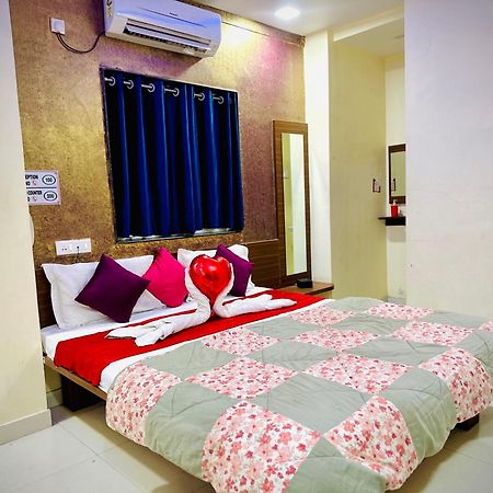 Hotel Sawai Executive Jadhavwadi Ngoại thất bức ảnh