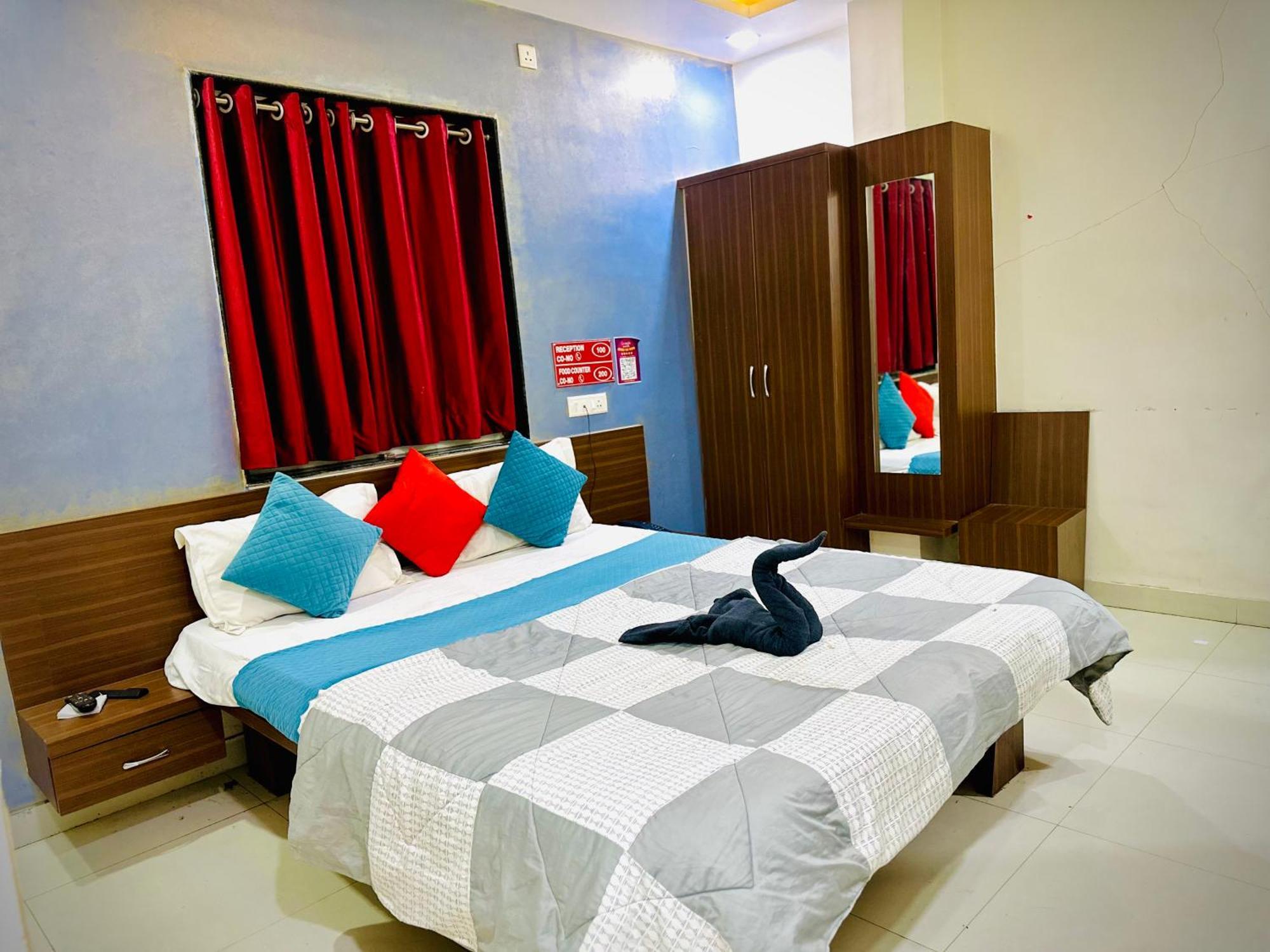 Hotel Sawai Executive Jadhavwadi Ngoại thất bức ảnh