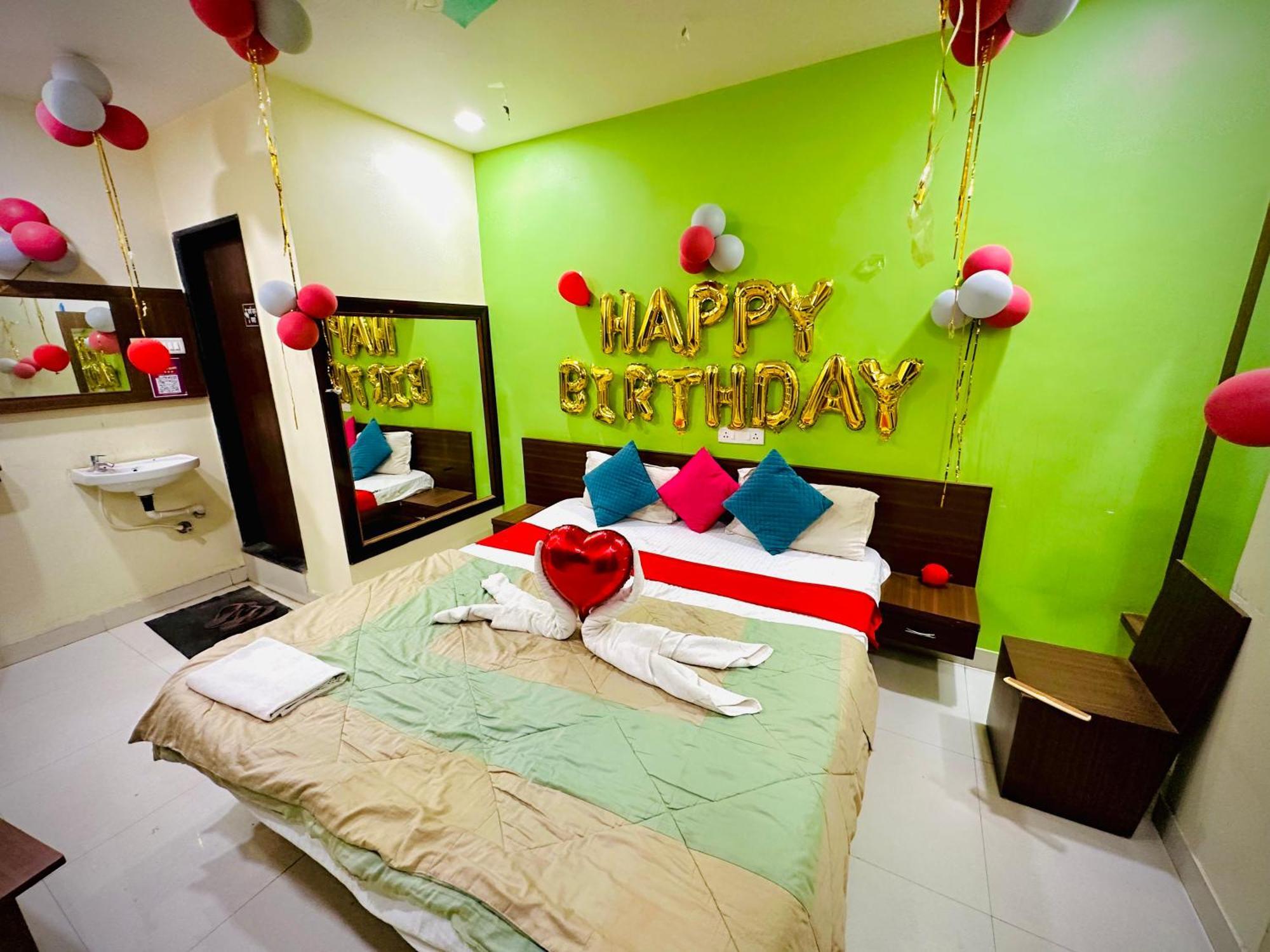 Hotel Sawai Executive Jadhavwadi Ngoại thất bức ảnh