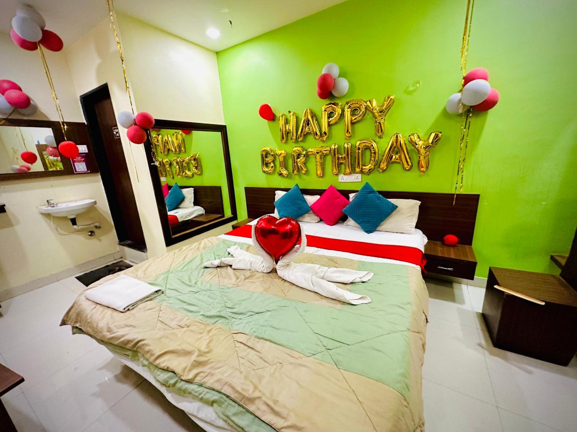 Hotel Sawai Executive Jadhavwadi Ngoại thất bức ảnh